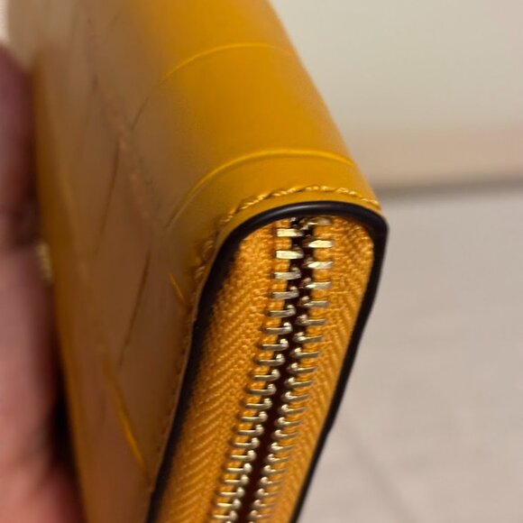 Rare Michael Kors Yellow Leather Handbag with matching wallet and a dust bag - Picture 16 of 16